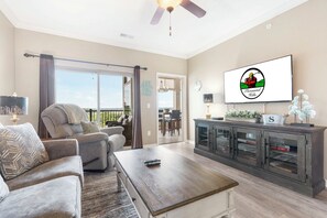 Smart TV, DVD player