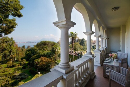 Villa Gioa (16 Guests) -  Luxury Villa with Pool, Lake Maggiore