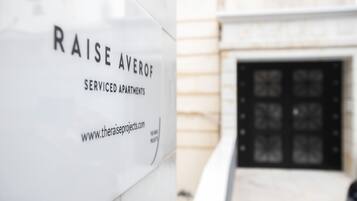 Fachada de la propiedad