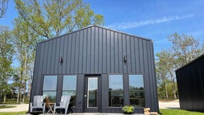 Exterior - H&M Retreats/Cabin 1/Hermann, MO (Boeuf Township)