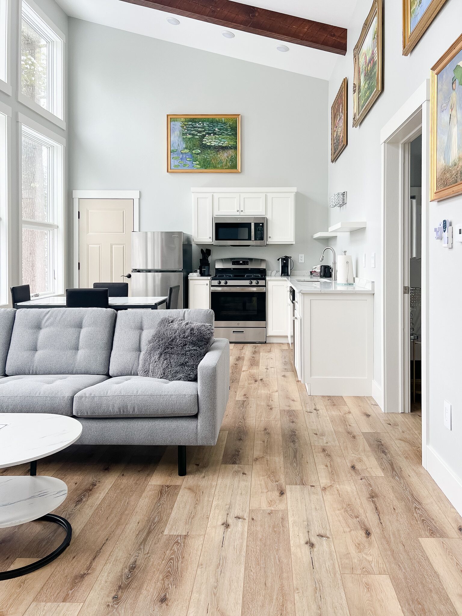 Living area | Smart TV