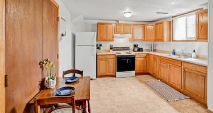 Cozy Cedar Rapids Getaway - Mother in Law Suite