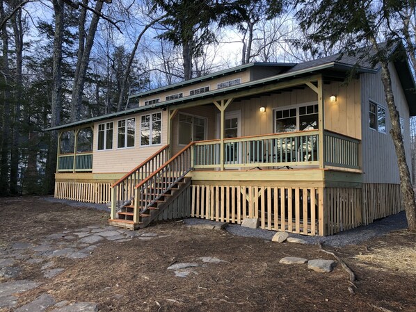 Exterior - 2 BR Lakefront Cottage in Belgrade Lakes Region (Sidney)