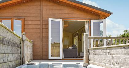 2 bedroom accommodation in Pentridge