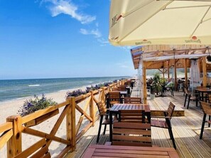 Outdoor dining - Cozy family house with garden - on the Polish Baltic Sea (Trzesacz)