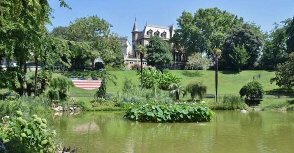 Enceinte de lâhĂ©bergement