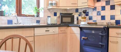 洗碗机、高脚椅