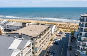 Exterior - Ocean Block and Ocean View 1 Bedroom Condo! Great midtown location less than a block from the beach and ocean! Summer View 404 (Ocean City)