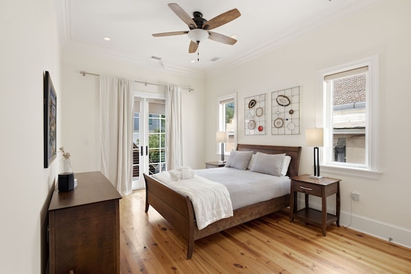 2 habitaciones, tabla de planchar con plancha, wifi y ropa de cama