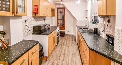 * Ipswich Suffolk Contractor Holiday Short Stay *