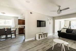 تلفزيون ذكي