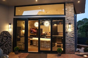 Exterior detail - Sedona Penthouse Luxury Couples Getaway (Sedona)