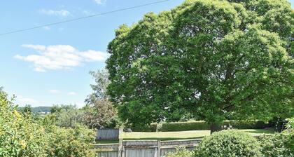 Alojamiento de 2 habitaciones en Colaton Raleigh