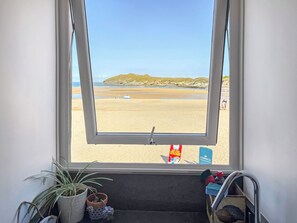 Interior - Pennti Treth - UK39455 (Porth, near Newquay)