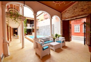 Entrada interior