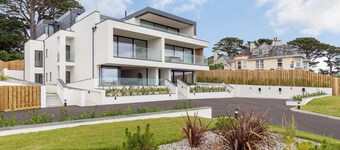 3 bedroom accommodation in Chi An Mor