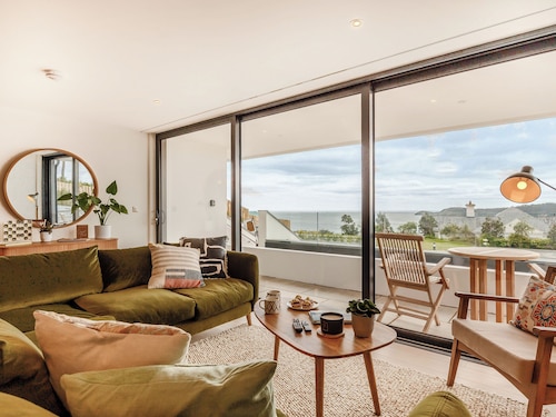 3 bedroom accommodation in Chi An Mor