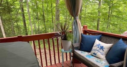 Lake views in fall, sleeps up to 4 with a hot tub.