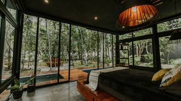 บ้านพักเบสิก | 3 ห้องนอน, ผ้านวมขนเป็ด, ห้องพักตกแต่งอย่างมีเอกลักษณ์