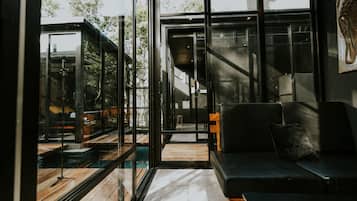 TV connectée, Netflix, chauffage par le sol, services de streaming
