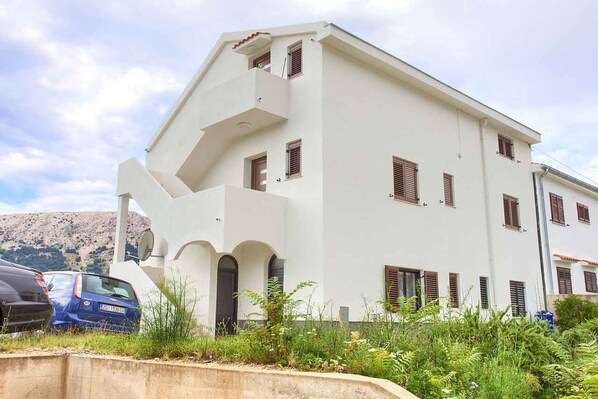 Exterior - Holiday apartment with air conditioning, terrace (Baška)