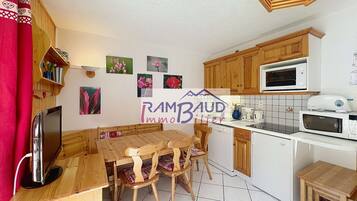 KylskÄp, mikrovÄgsugn, diskmaskin och brödrost