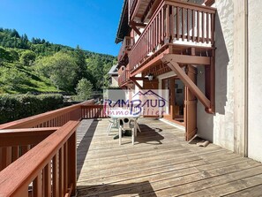 Outdoor dining - 2 rooms cabin  6 people   Close to ski lifts (VALLOIRE)