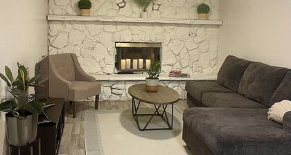 Adorable One Bedroom & Bathroom, Cute Kitchen