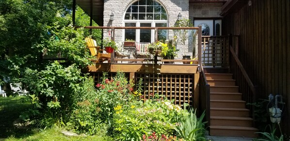 Property grounds - Spacious -Custom Build Lakehouse-strtt-2025-158 (Tiny)