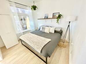 1 bedroom, travel crib, free WiFi, bed sheets