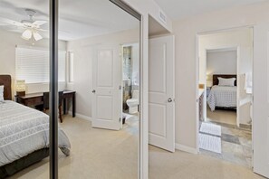 4 bedrooms, iron/ironing board, free WiFi - 3526 -Bayside Walk Unit  2 (San Diego)
