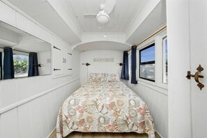 2 عدّة غرف نوم ومكواة/لوح كي وواي فاي مجانًا