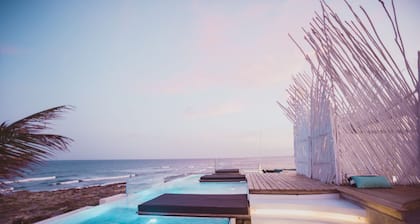 Tulum Beachfront Villa - Weekly discount and staff included!