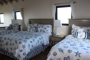 2 bedrooms, free WiFi, bed sheets - Beautiful Villa With Great Sunset and Pool (Cruz Bay)