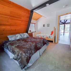2 Schlafzimmer, Reisekinderbett, kostenloses WLAN, Bettwäsche