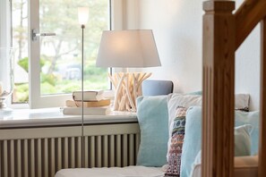 2 bedrooms, iron/ironing board, WiFi - Heide Idyll - Cozy 3-room apartment on approx. 55 m² for 4 persons. (Wenningstedt-Braderup (Sylt))