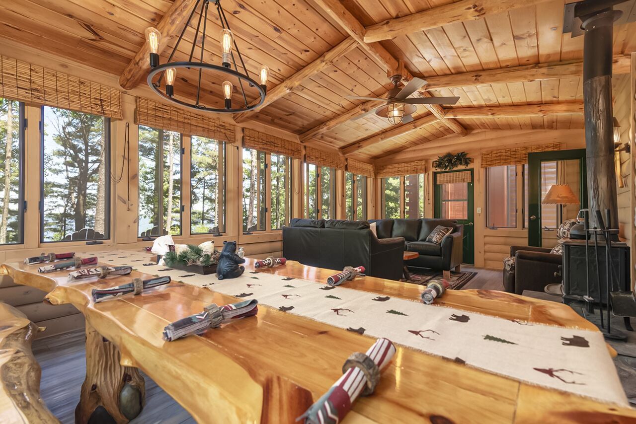 PEACE AND QUIET     SAND VALLEY    Spacious log home with tranquil lake view