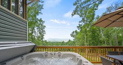 NEW STUNNING VIEW OVERLOOK MASSANUTTEN with HOT TUB and Adjoin SHEN NATL PARK!