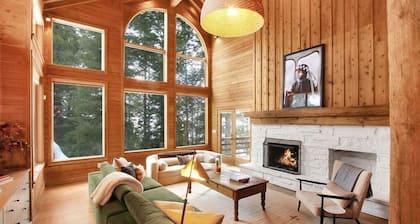 *TOP TIER* SUNDANCE LODGE - 7 Bed, 7 Bath, MOUNTAIN VIEWS