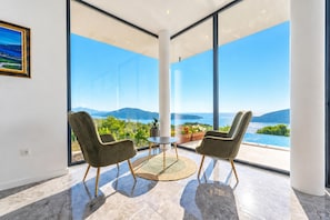 Interior - Pool Villa Luxoria Trebesin, Herceg Novi, Montenegro (Herceg Novi)