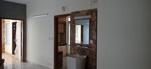 Ensemble douche/baignoire, bidet