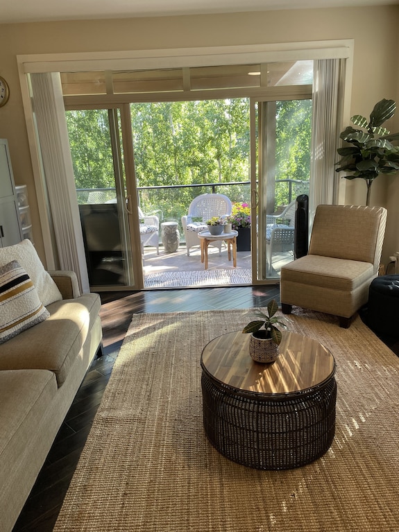 Barona Beach Lake Resort Unit 3202 - Kelowna