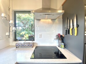Refrigerador, horno, parrilla de estufa y lavavajillas 