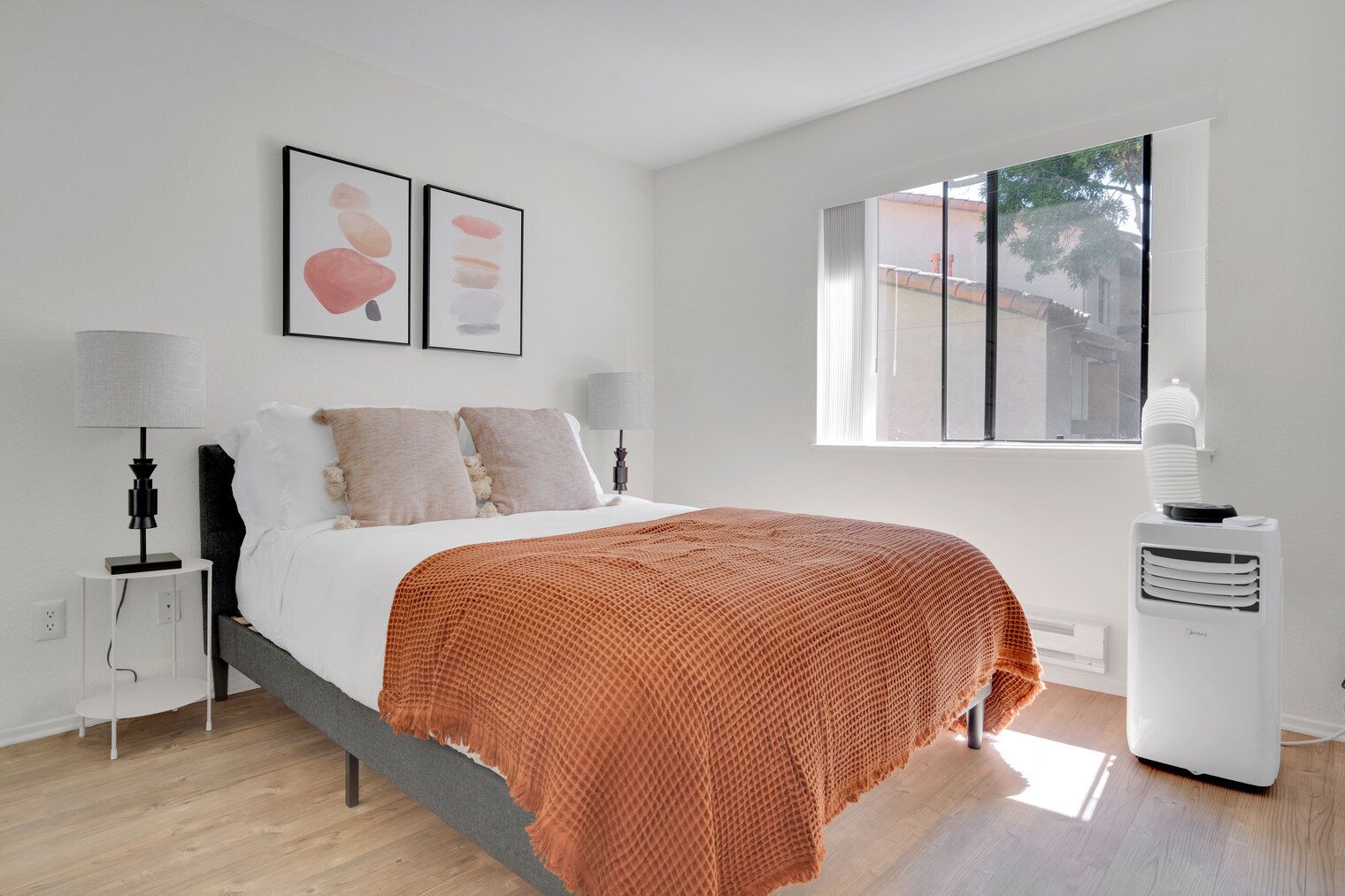 1 室のベッドルーム、アイロン / アイロン台、WiFi、ベッドシーツ