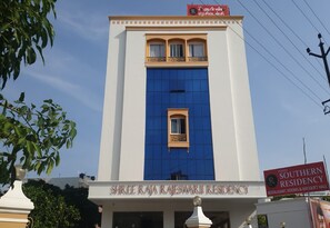 Front of property - PONDY SOUTHERN RESIDENCY (Puducherry)