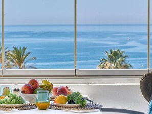 Dining - Benalmadena 3 Beach , Pool view, terrace, garden (Benalmádena)