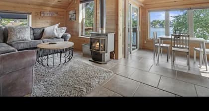 3 Bedroom Okauchee Lake