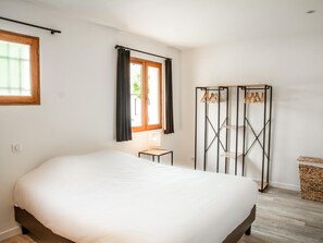 5 quartos, acesso à internet