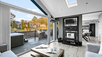 智能電視、音響