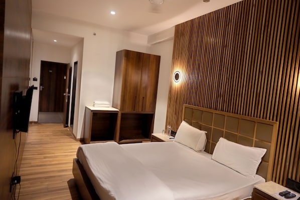 Deluxe Room - The Park Celebration (Surat)